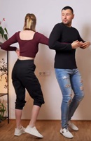 Figures de Bachata Tour du Danseur à la taille